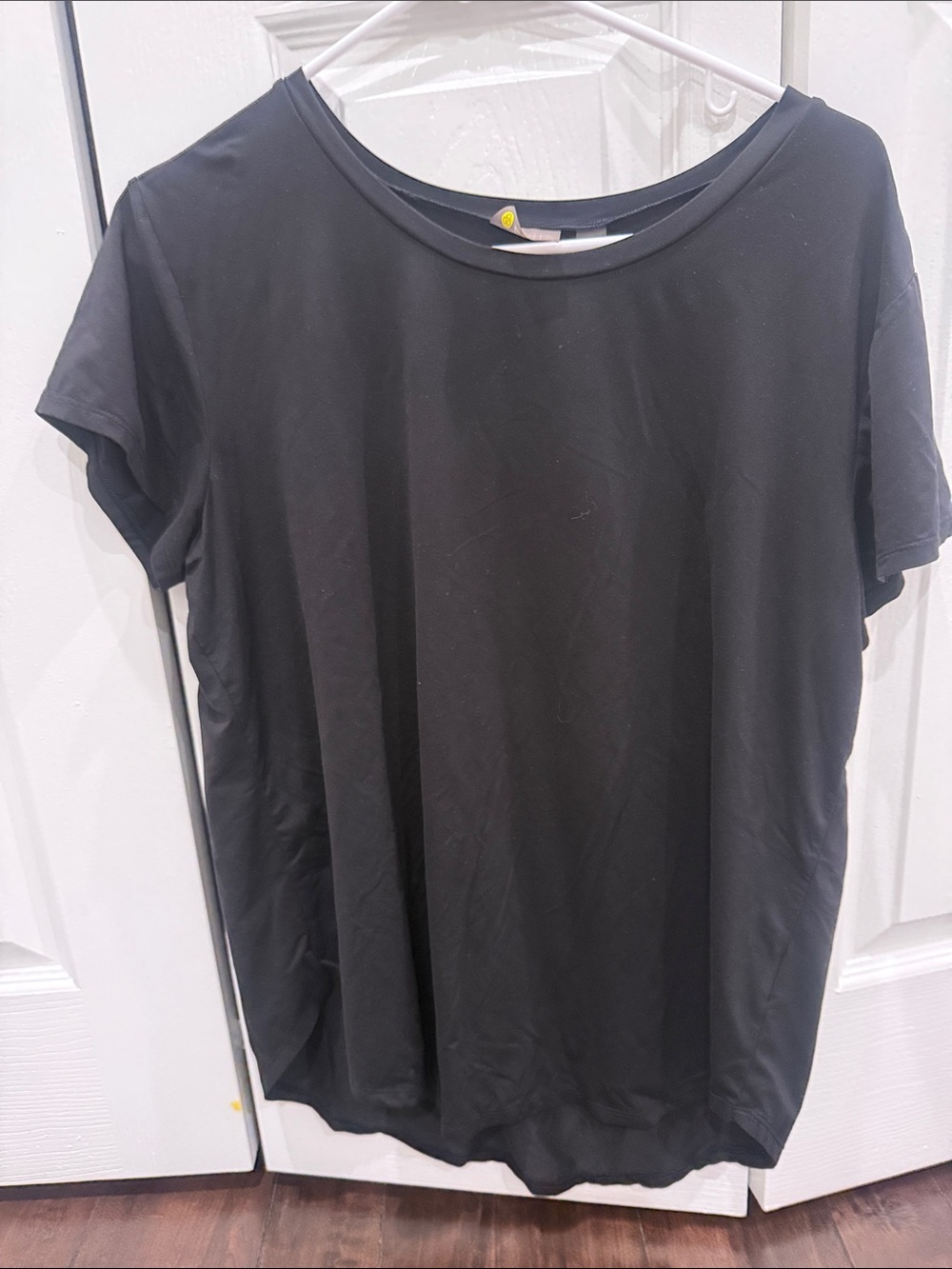 Zella Black Crewneck Short Sleeve Tee
